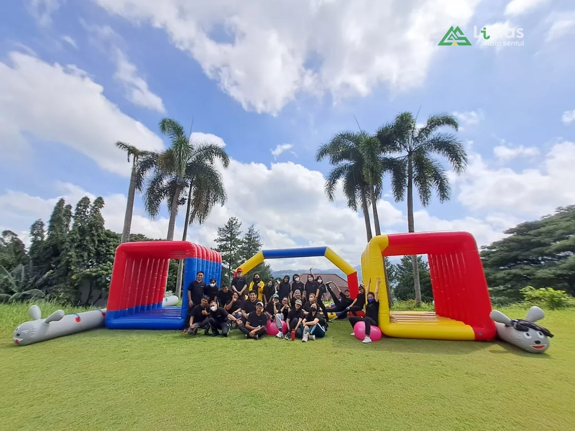 Paket Outbound & Fun Games Inflatable Balloon di Puncak Bogor